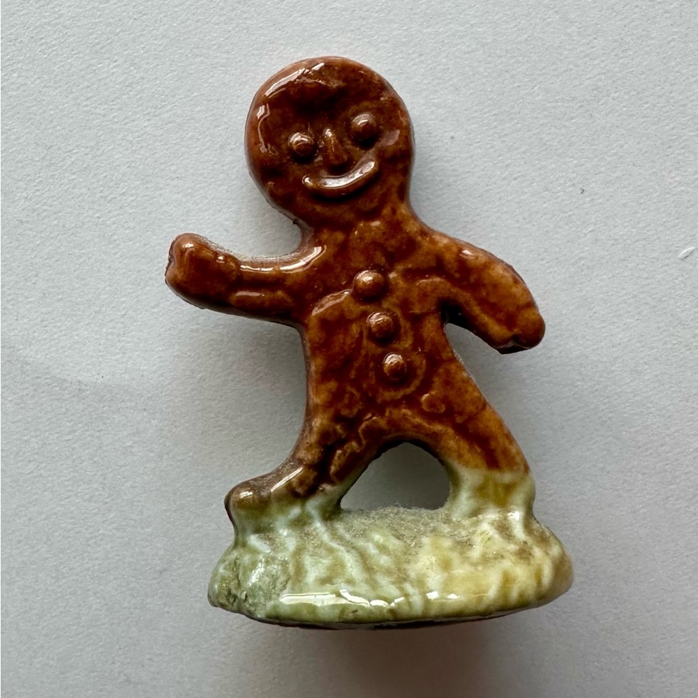 Red Rose Tea Wade mini Gingerbread Man